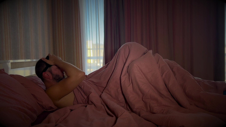 Falcon Al: Gay Threesome - Twinks Woke up Stepdaddy with a Double Blowjob...