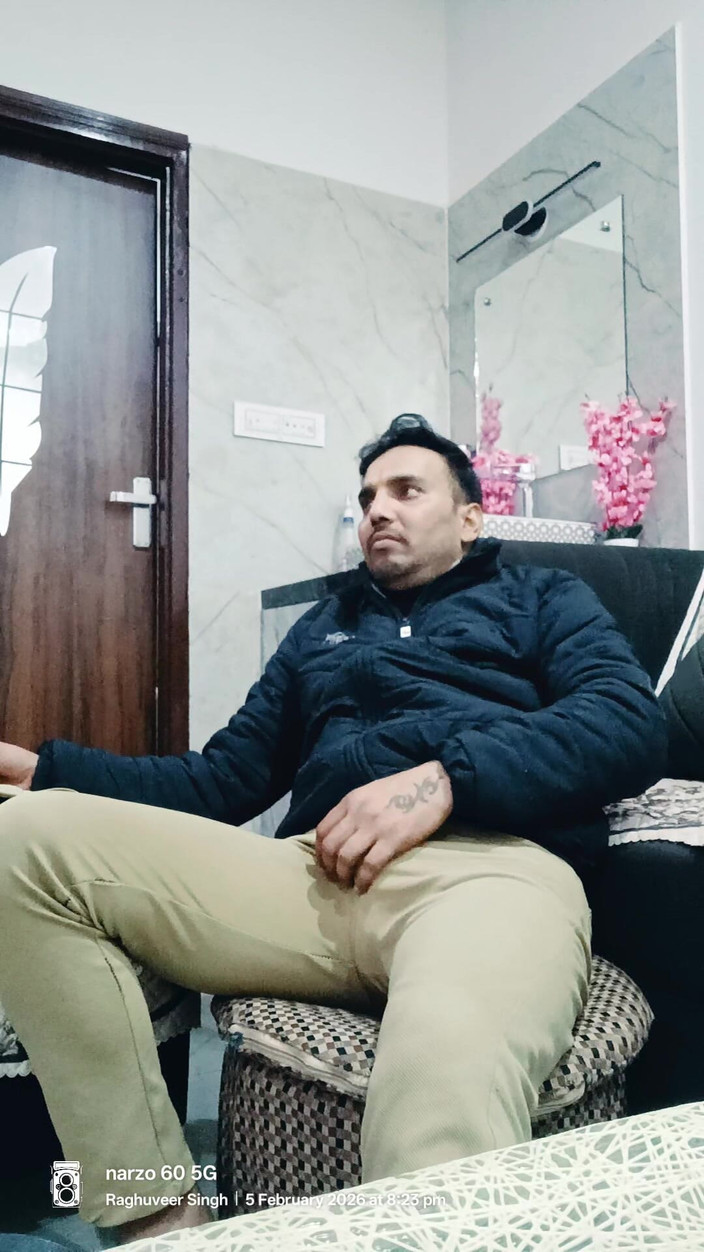 Rajasthani-old-lover: Aisain daddy 삼촌 유럽계 미국인 아빠 인도 육군 남자 인도 남자 삼촌