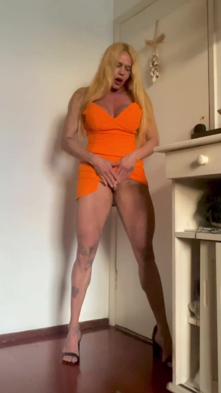 Linda Lobez: Duduk Wajah Virtual