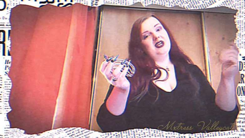 Mxtress Valleycat: Midnight Mystery Mart