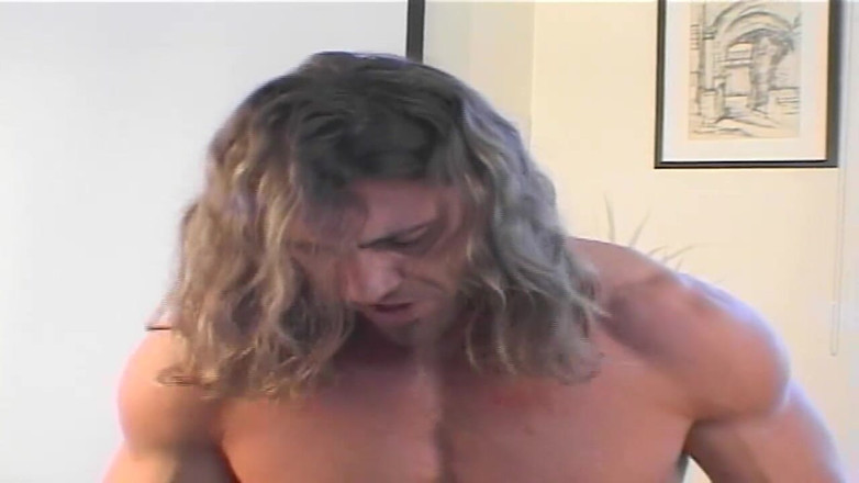 NAUGHTYPOLSKA: Târfa asiatică a făcut sex tare și a ejaculat în gură