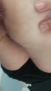 Bakış açısı Olgun Orta Yaşlı Seksi Kadın Amından Sikiliyor