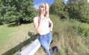 VR smokers HD: Essie Ailen - ra ngoài trong ánh nắng mặt trời