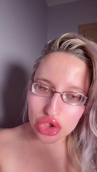Big Lips Obsession JOI dla Findom Paypig