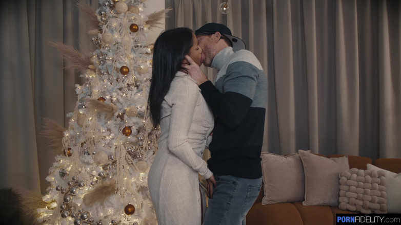 Pornfidelity: Pornfidelity - Krismas putih Nina!