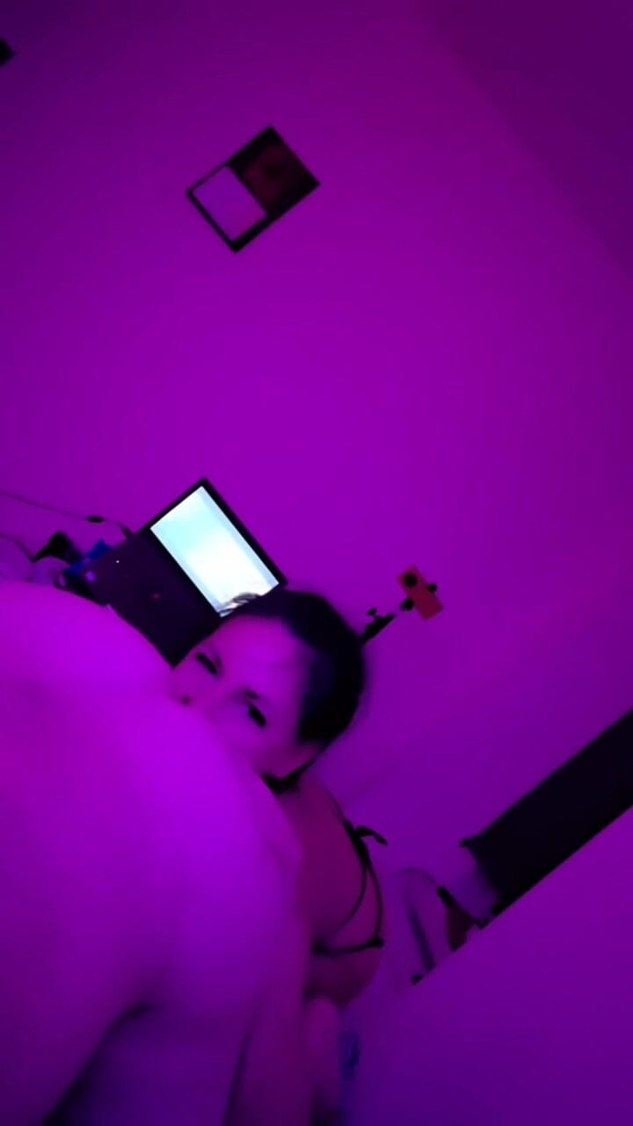 AnalArt AmateursCouple: Zungenanal in polier