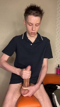 Великий член 18 розв'язаний