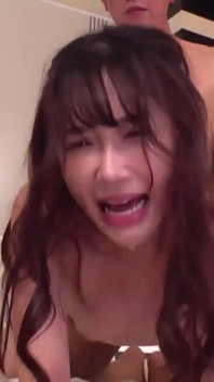 Wanita bekerja AV debut doc atas kelab awek kabaret dengan... Blowjobs penyayang cantik sesat dan menelan. Bab.2