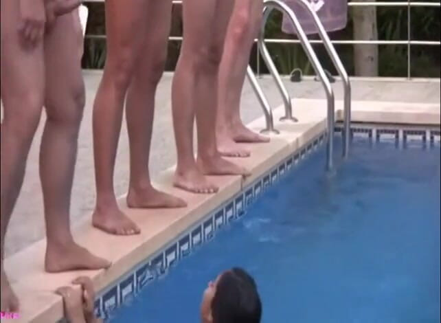 Laureen pink & friends: Fiesta de la piscina cachonda (1)
