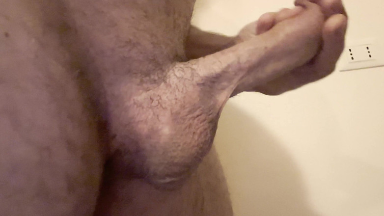 Amateur big dick: Hard Cock: Solo Man Handjob Before Going to Sleep
