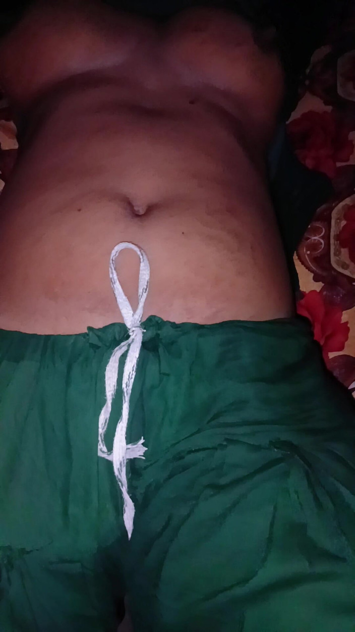 Bhabhi UP: 巴基斯坦女孩