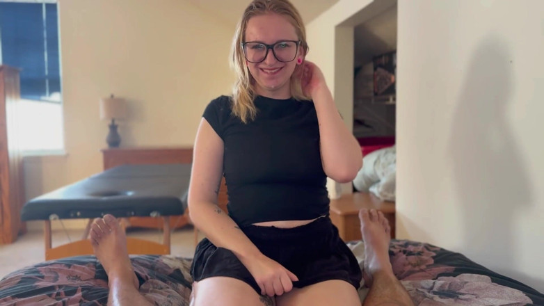 Island Boy Vids: Ayla Vixen nabídka kouření