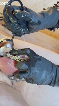 Empressbella Invades Urethra Slave in Chastity