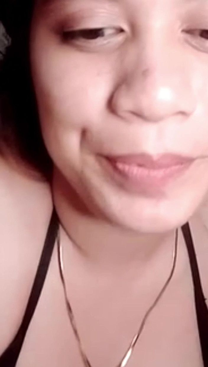 Carol Rayos De Guzman: Horny Asian Teen Blows Sex