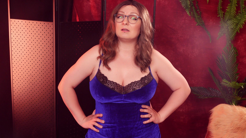 Arya Grander: Wypróbuj Haul: Niebieska aksamitna sukienka! Bujna moda, MILF z sąsiedztwa!...