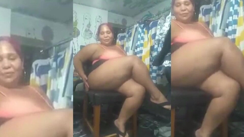 PutiLing: 레깅스 슬로우 모션 미니 스커트 하이힐 보리쿠아 마미