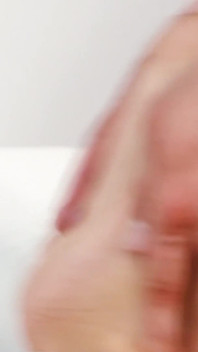 Footjob och hett sex med en sexig stora bröst flicka frucked av hård kuk