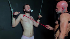 Zach Elliott: Dungeon řetězy: Mistr škádlí jeho submisivní štěně Mpj97