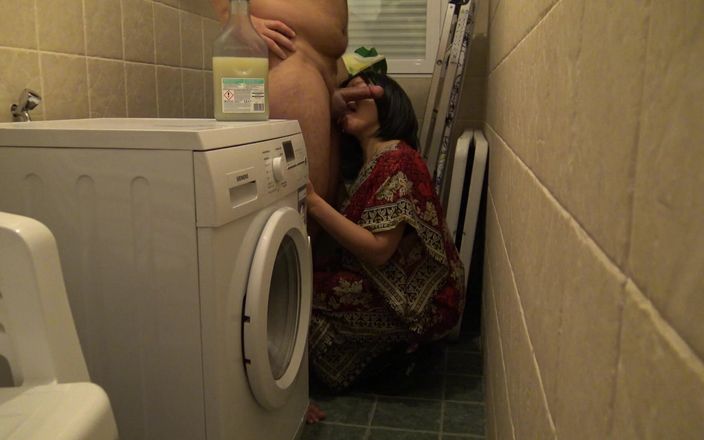 Stepmom Susan: Soția turcoaică arabă pasionată de încornorare face sex dur cu instalator