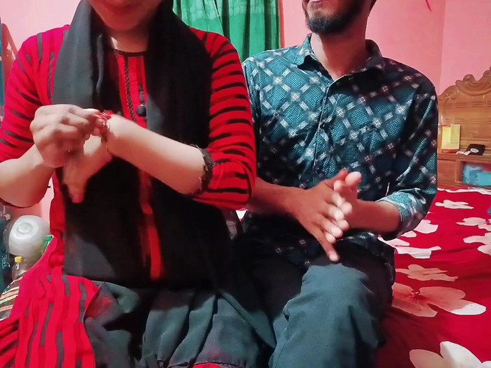 Bdsex24: Scopata duramente con la mia sorellastra sexy e adorabile