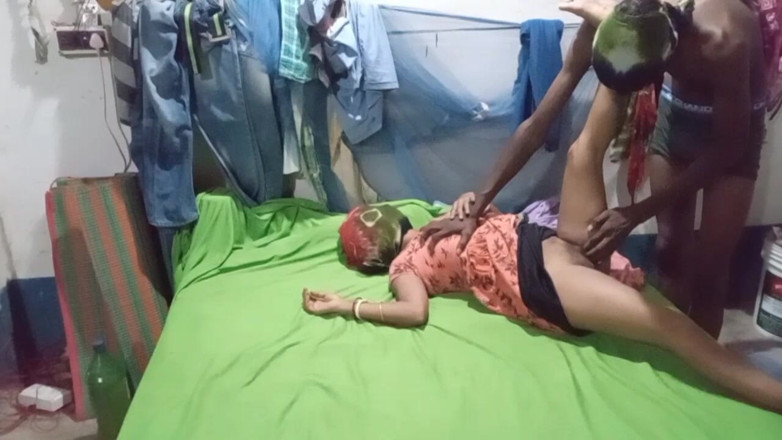 Bengaliauntykichut: Desi Hot Ass Sexy Village Women Romance