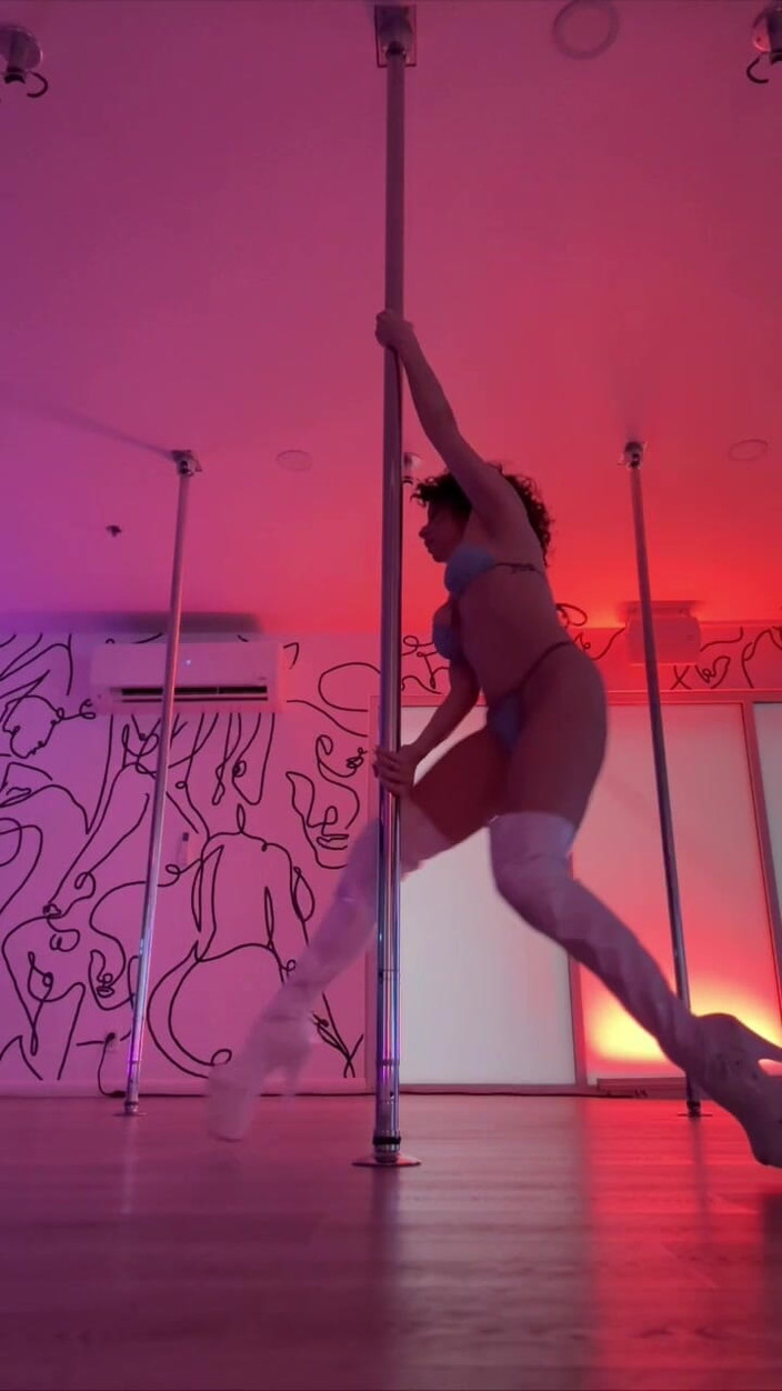 SavvyStar: Pole dans