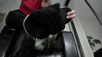 Feet lady: Sandal & kaus kaki kotor