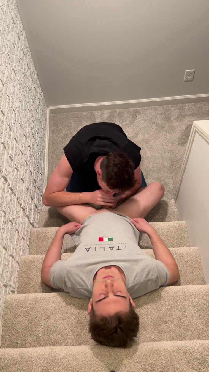 The Step Brothers: Mijn stiefbroer een pijpbeurt geven op zijn verjaardag