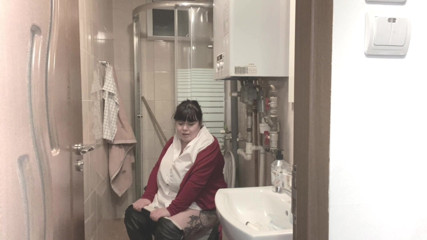 Roxanne Miller: Pee Compilation