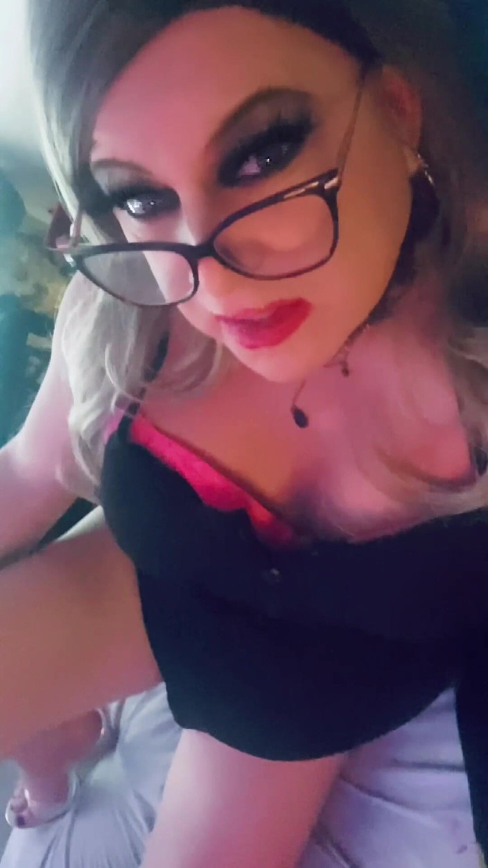 Krissy Sweets: CD Krissy Sweets Жадає Вашого Жорсткого Члена