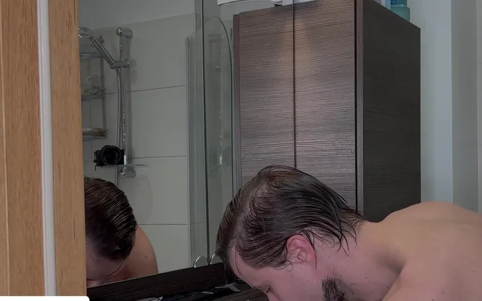 GayDuplo: Transformation From Hairy to Smooth Xd
