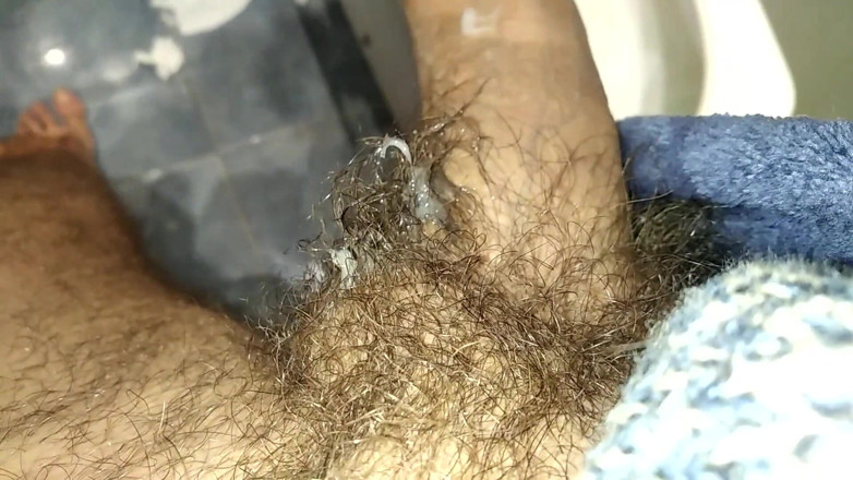 Elvissc: I Love Masturbating When I Wake up, the Orgasm Is...