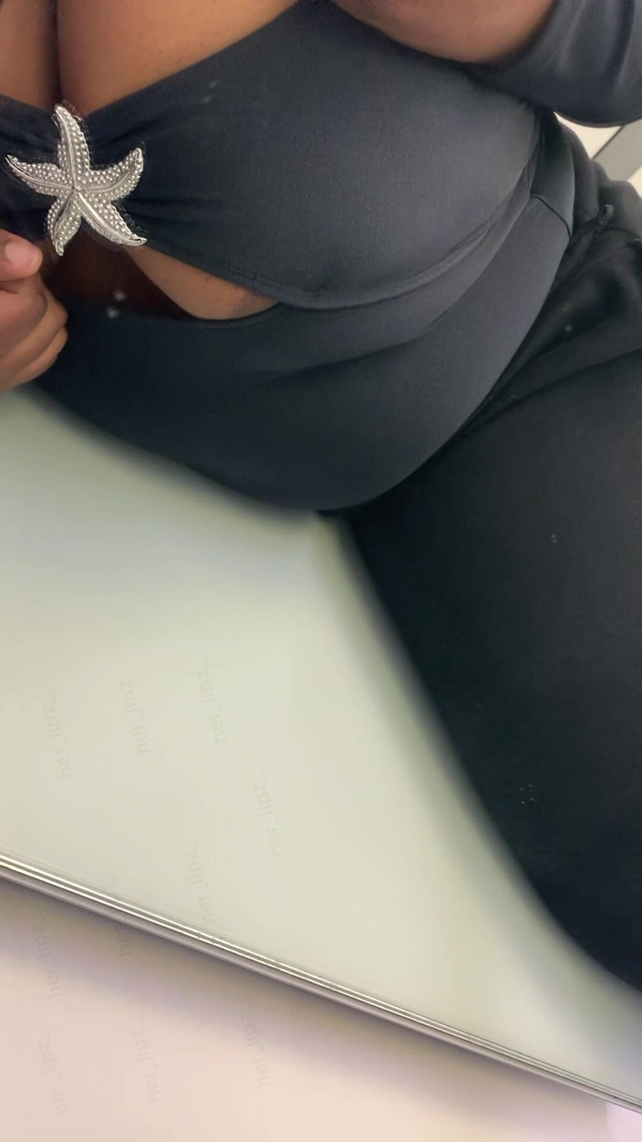 Anye Meshell: Erzähl Meinem Stiefbruer Nicht Davon!