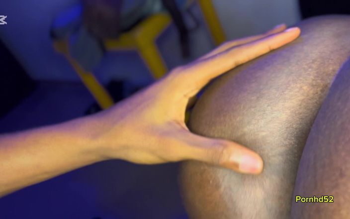 Fuseporn: Baculatá Emmie dostává velké černé péro od černocha