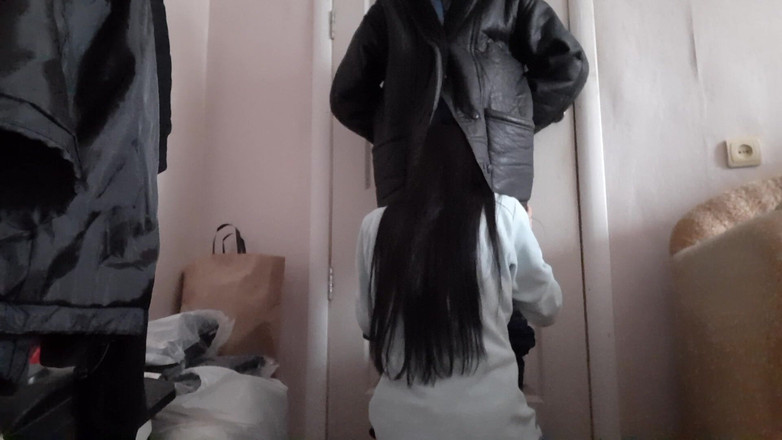 Lesbian-candys: 남편이 이미 현관문을 열기 시작했기 때문에 이웃의 입에 빨리 사정