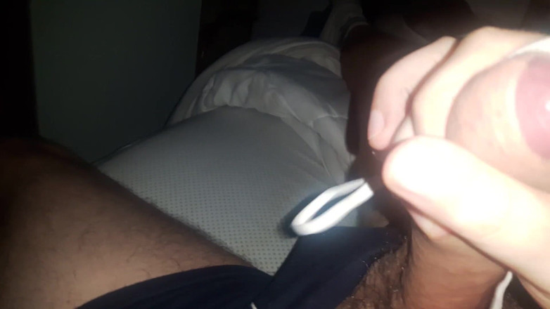 Lo Zborro: Hai, saya pancut pada pepek awak (JOI Itali untuk awek)