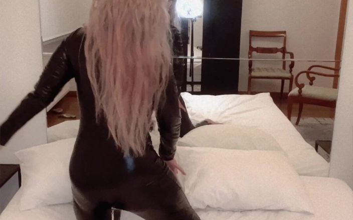 FinDom Goaldigger: Носить сексуальное платье, премиум Esition