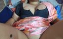 Black &amp; white desicat: बंगाली बड़े स्तन वाली गृहिणी विसाका की साड़ी में जोरदार चुदाई