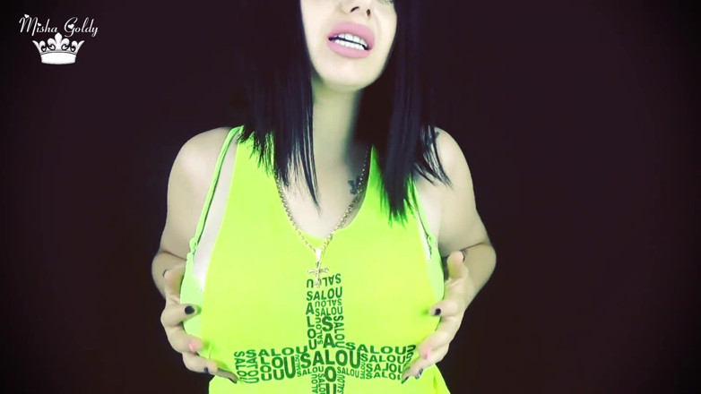 Goddess Misha Goldy: Findom ev yıkıcı memeler ve karının aşağılanması!
