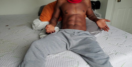 Omar: Černá a šťavnatá