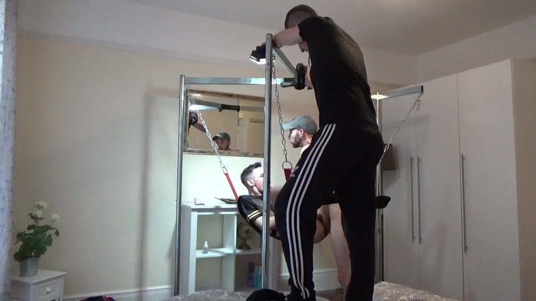 RAW PORN SPY CAM: Ronnie used raw in sling by Stepdaddy xxl cock