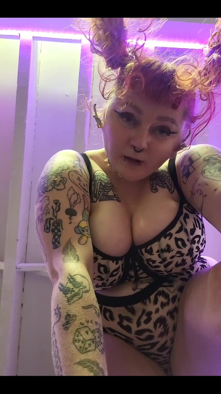 Bunny Royle: Co vidíš, když tě stříkám