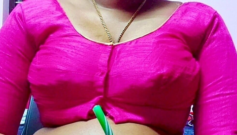 Desi Mohini: Profesor de sexo con joven estudiante de 25 años