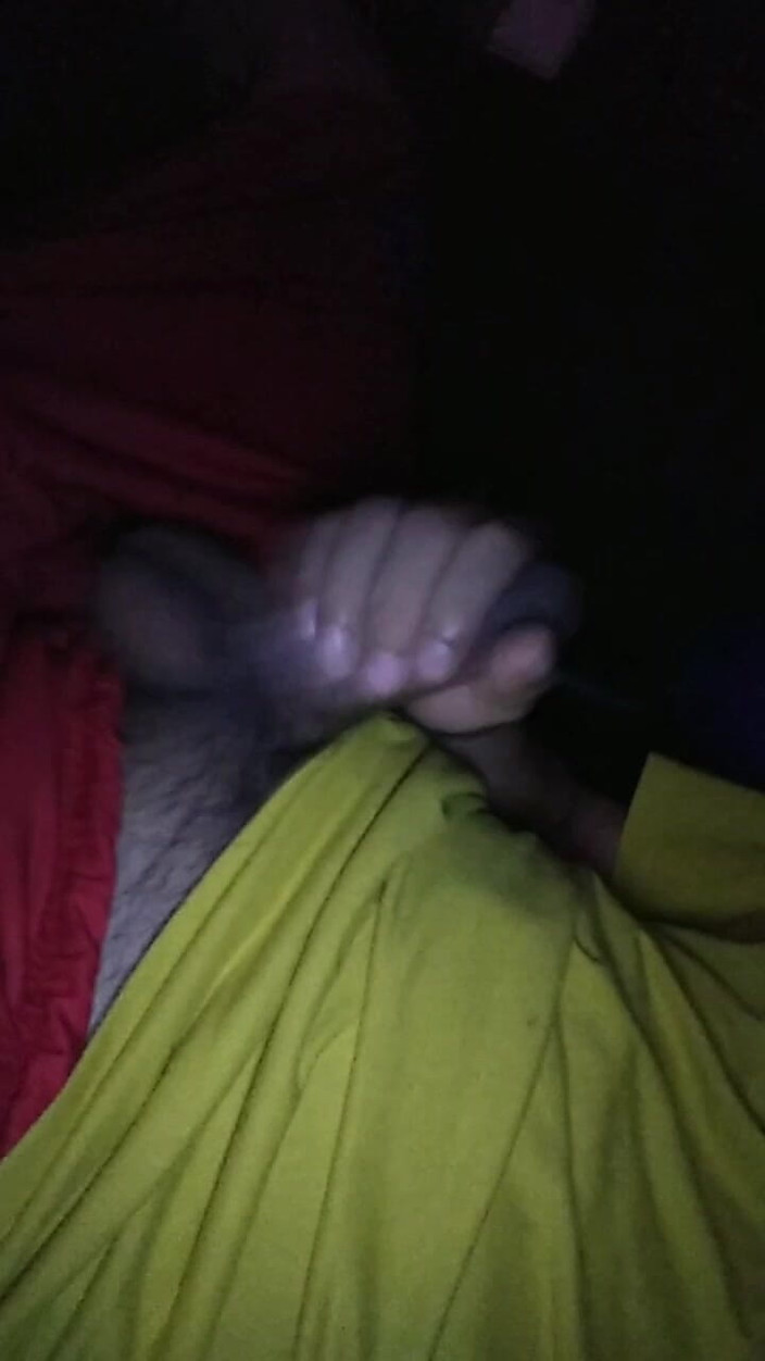 AlexAlejandro13: Qui veut venir à la chambre