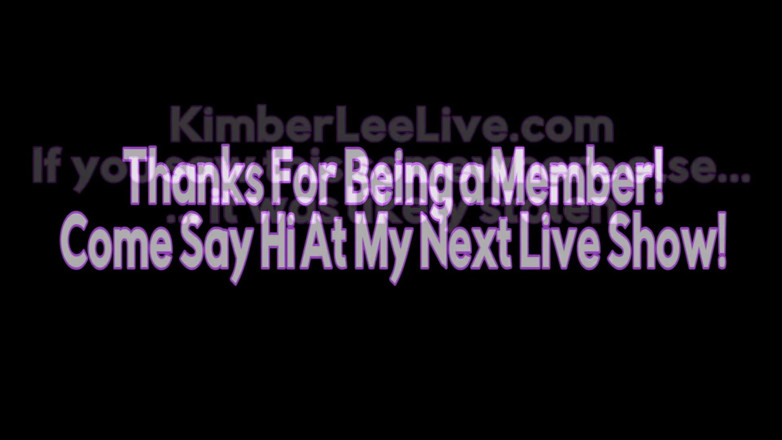 Kimber Lee: Kimbee Lee sorpresa a masturbarsi .. buon divertimento insieme!