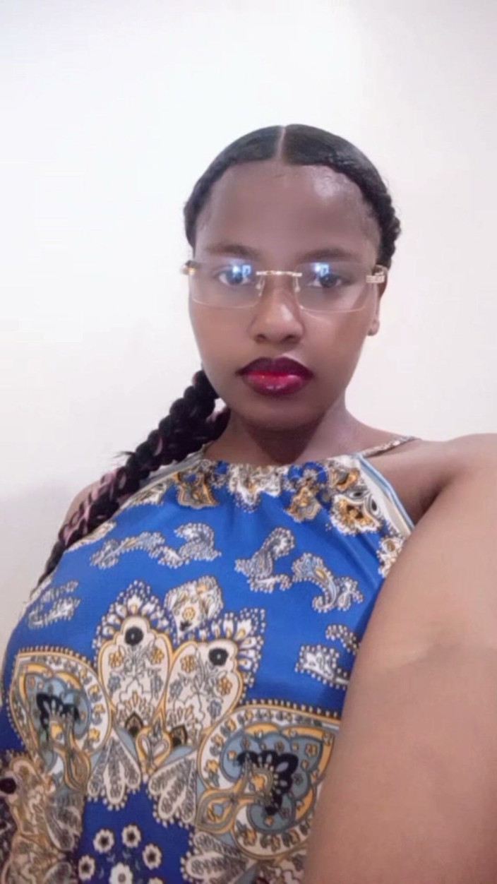 Minayi: A Look Can Say a Lot, but This Time I...