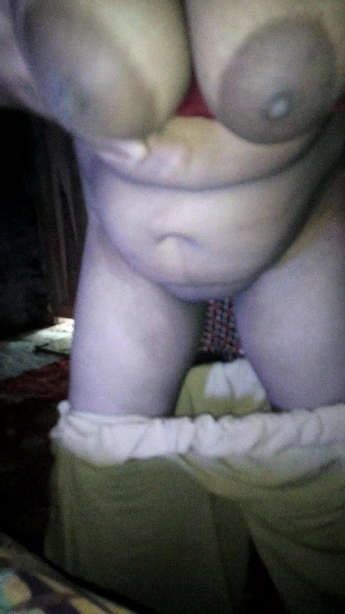 Sadia vabi: Desi Women Shows Her Big Tits and Pussy