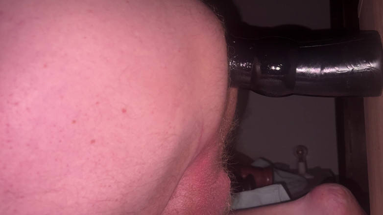 Almaviva: Sphincter kakek belum terbiasa menerima monster ini