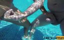 Les Gourmands: Milf vingert in Grieks zwembad