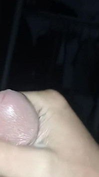 Branco pau afiando